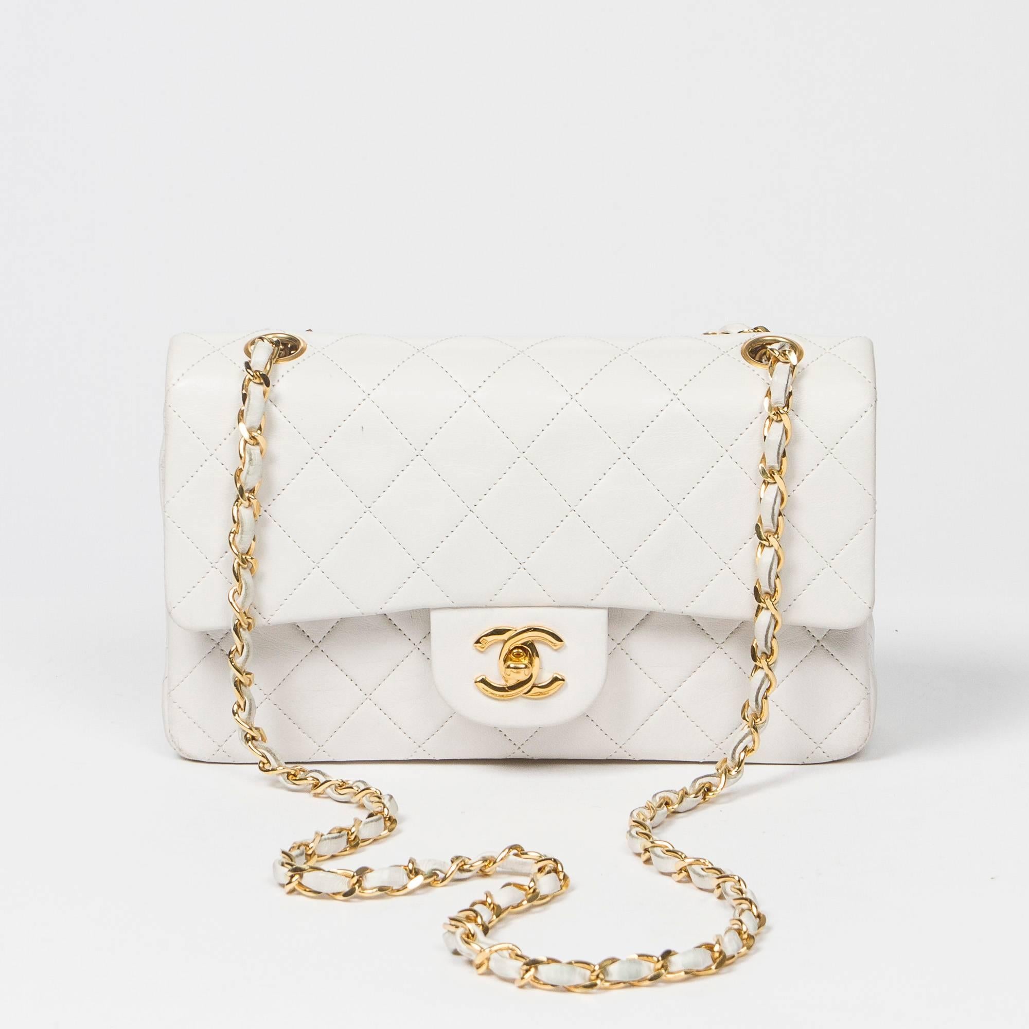 Chanel Classic Double Flap in white quilted calf leather 1