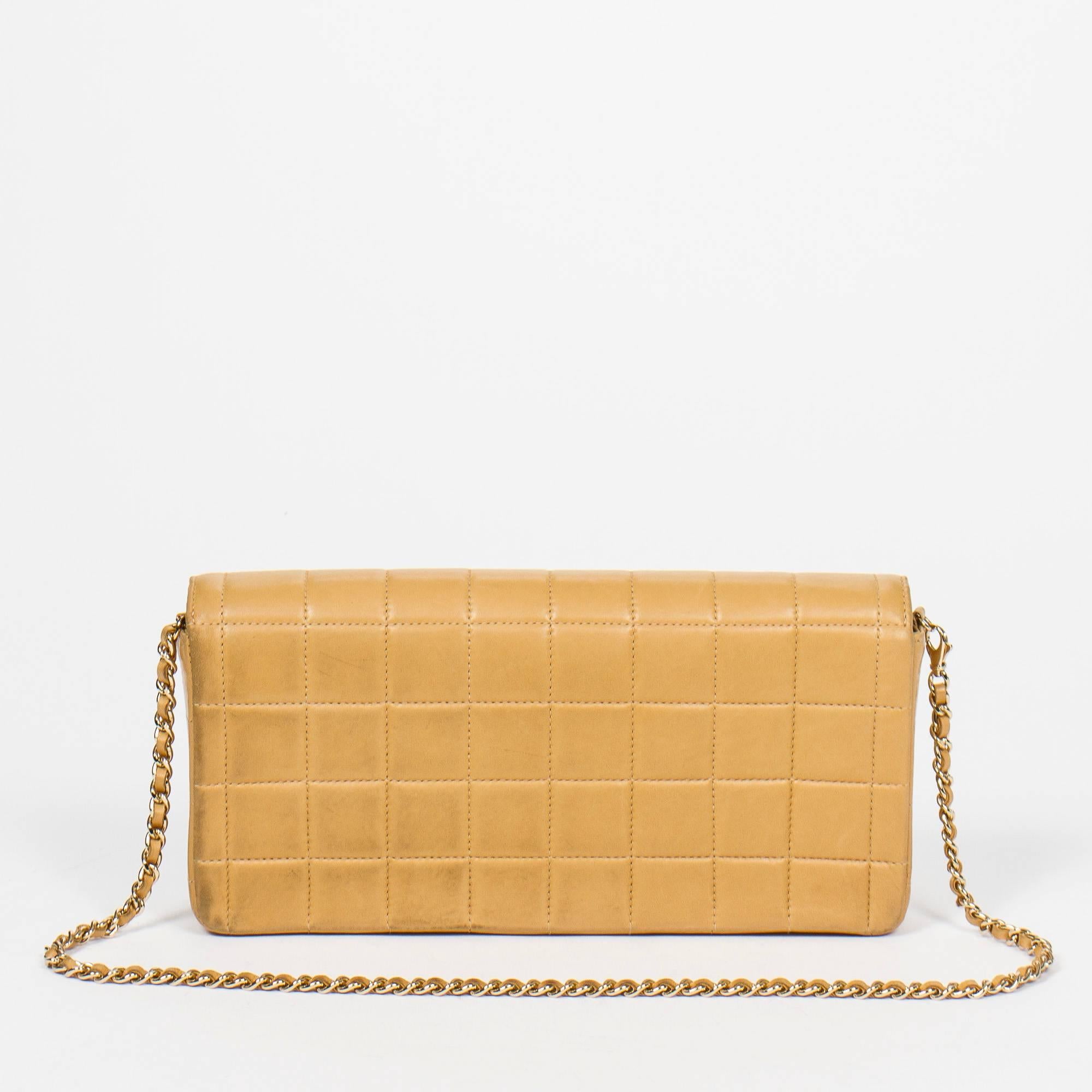 Women's Shoulder bag Chanel Eastwest Flap in beige leather