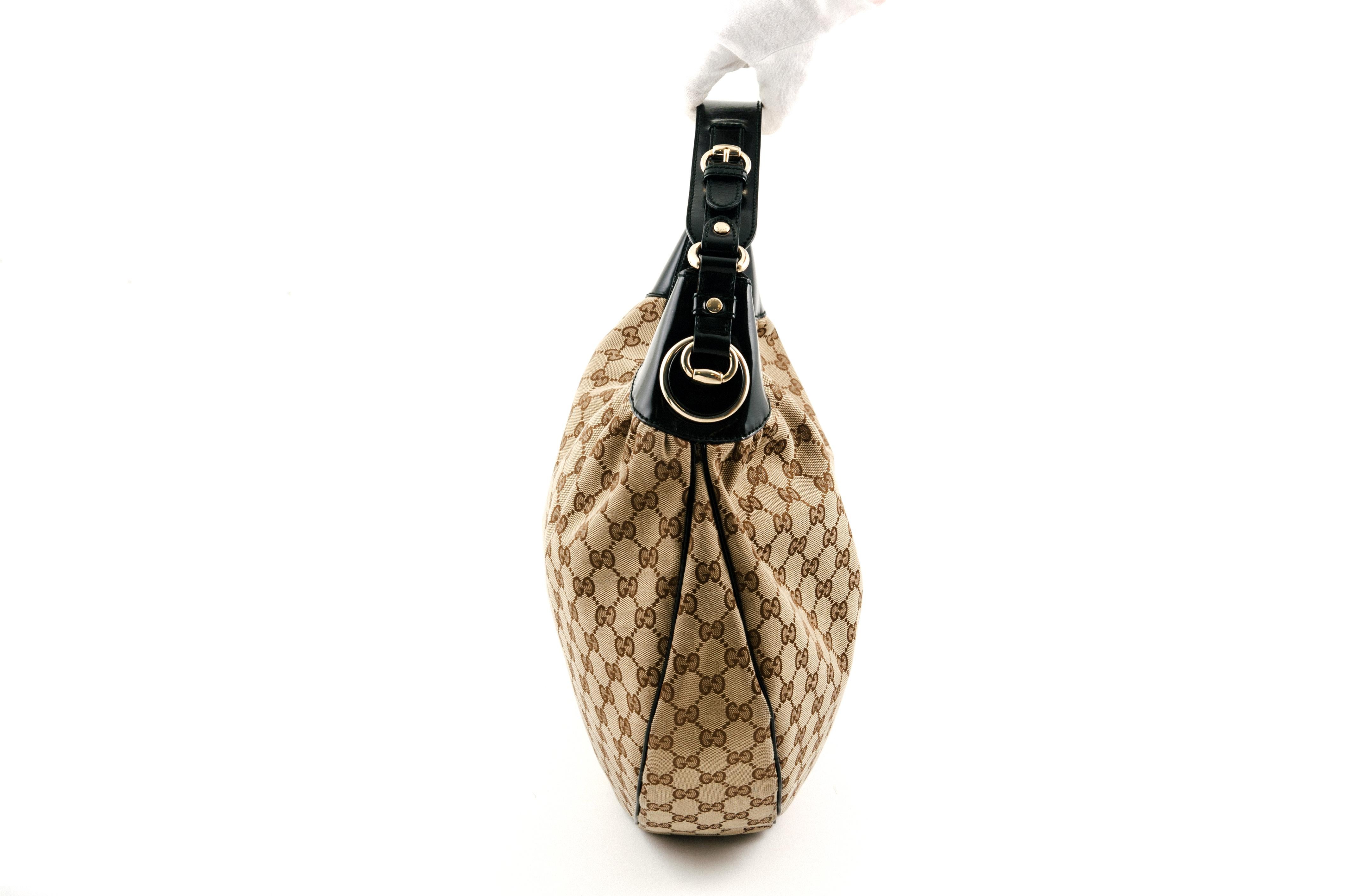 Women's Gucci Hobo Brown Canvas Handbag  For Sale