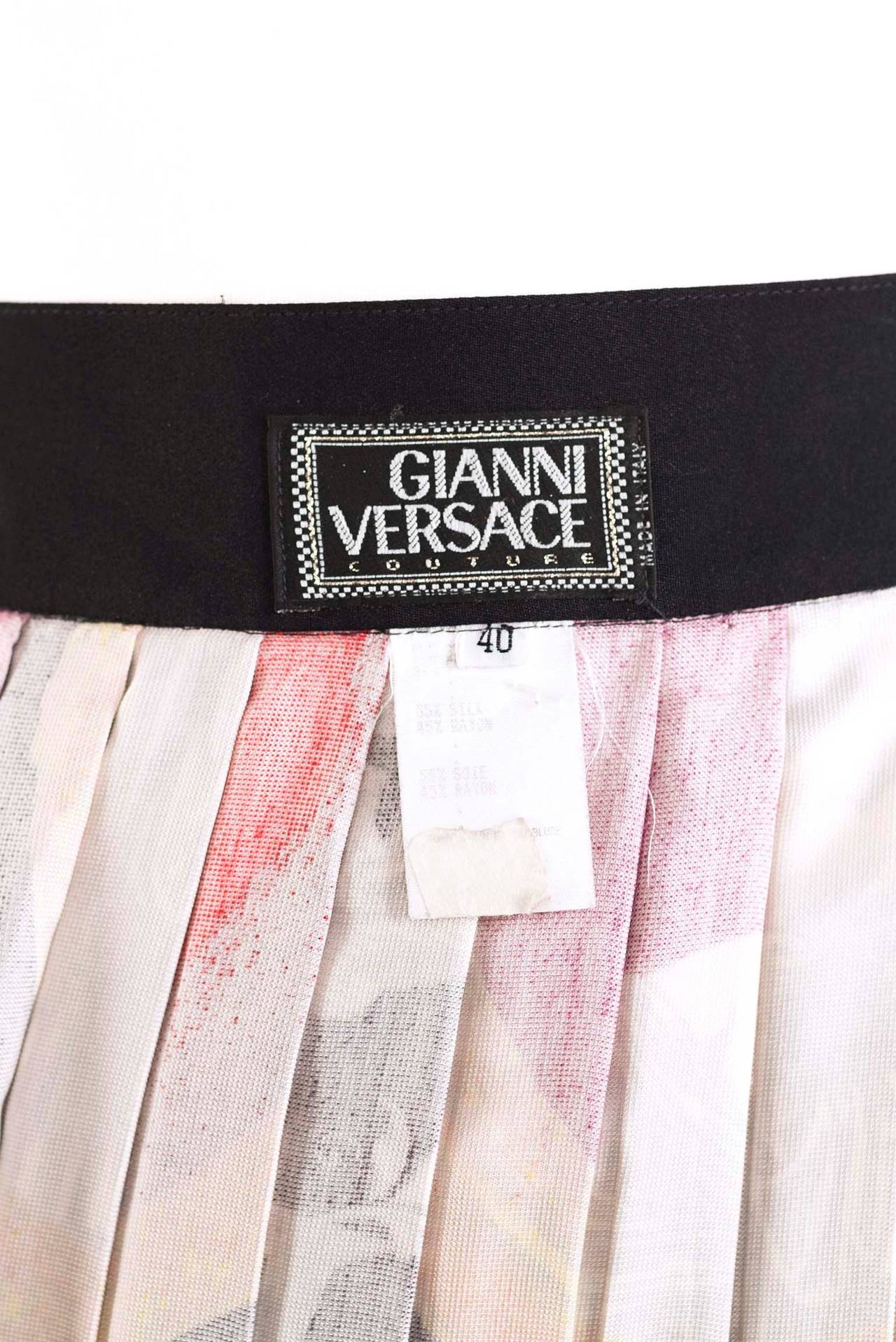 Versace Couture Vintage Canova silk velvet print pleated mini skirt For Sale 1