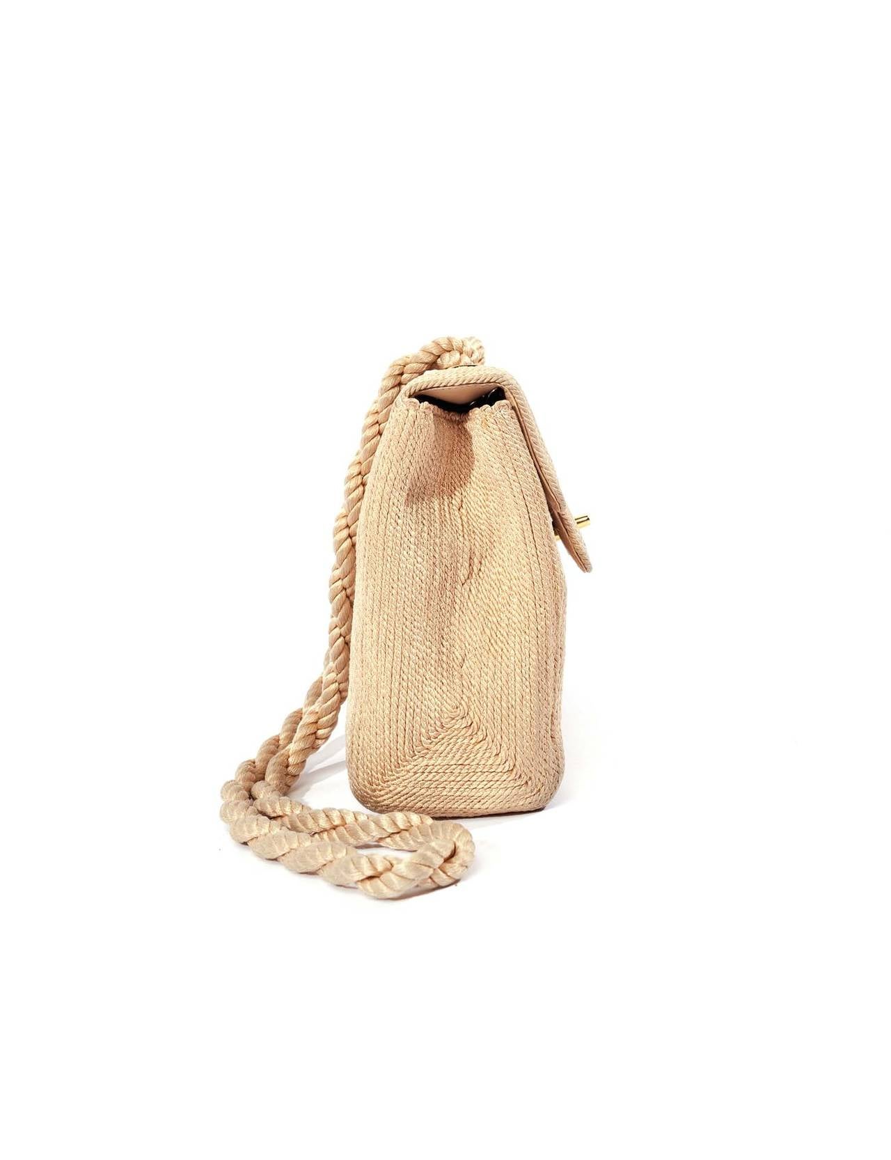 Chanel Vintage beige rope purse with gold logo double CC closure In Good Condition In Berlin, DE