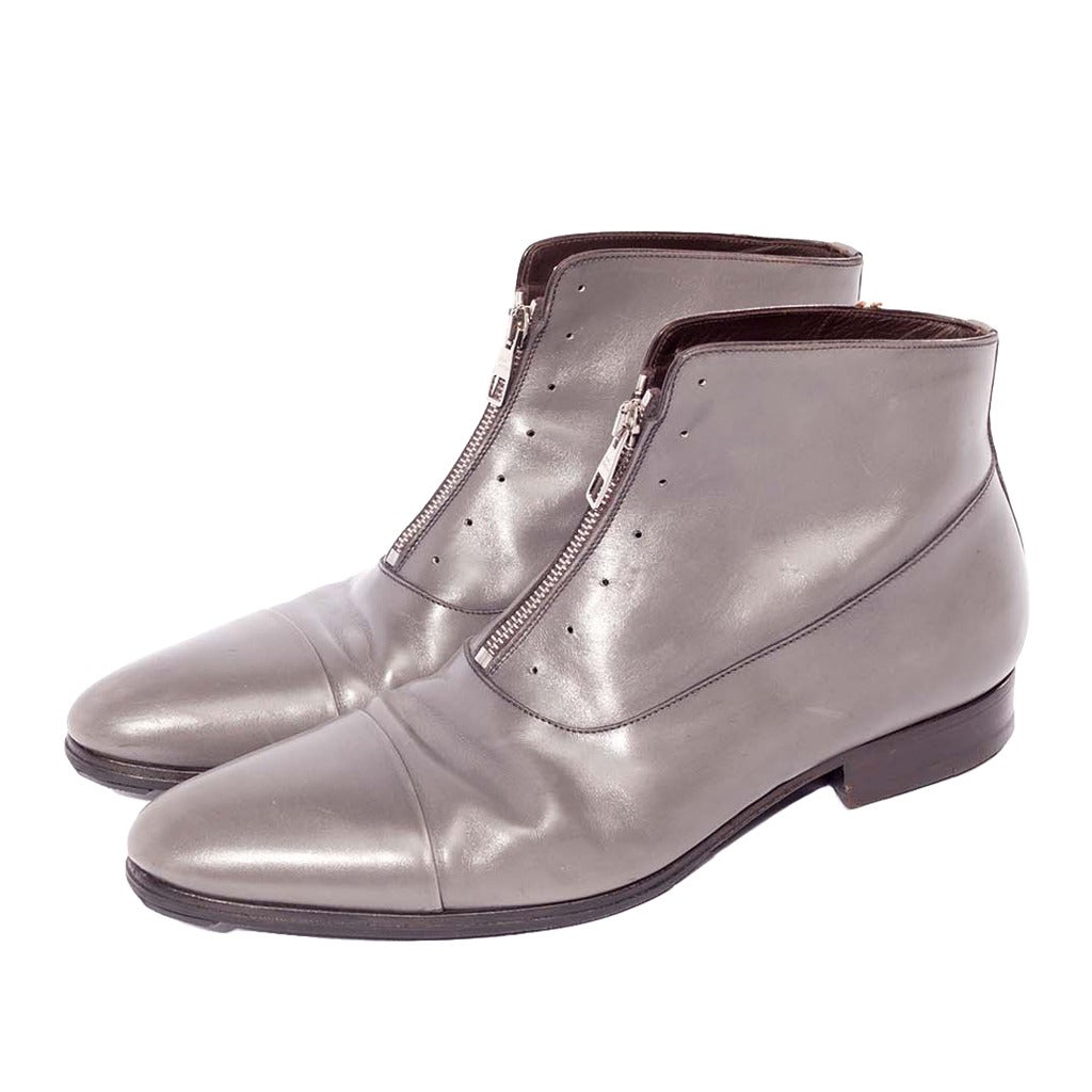 Louis Vuitton mens grey front zipper short boots
