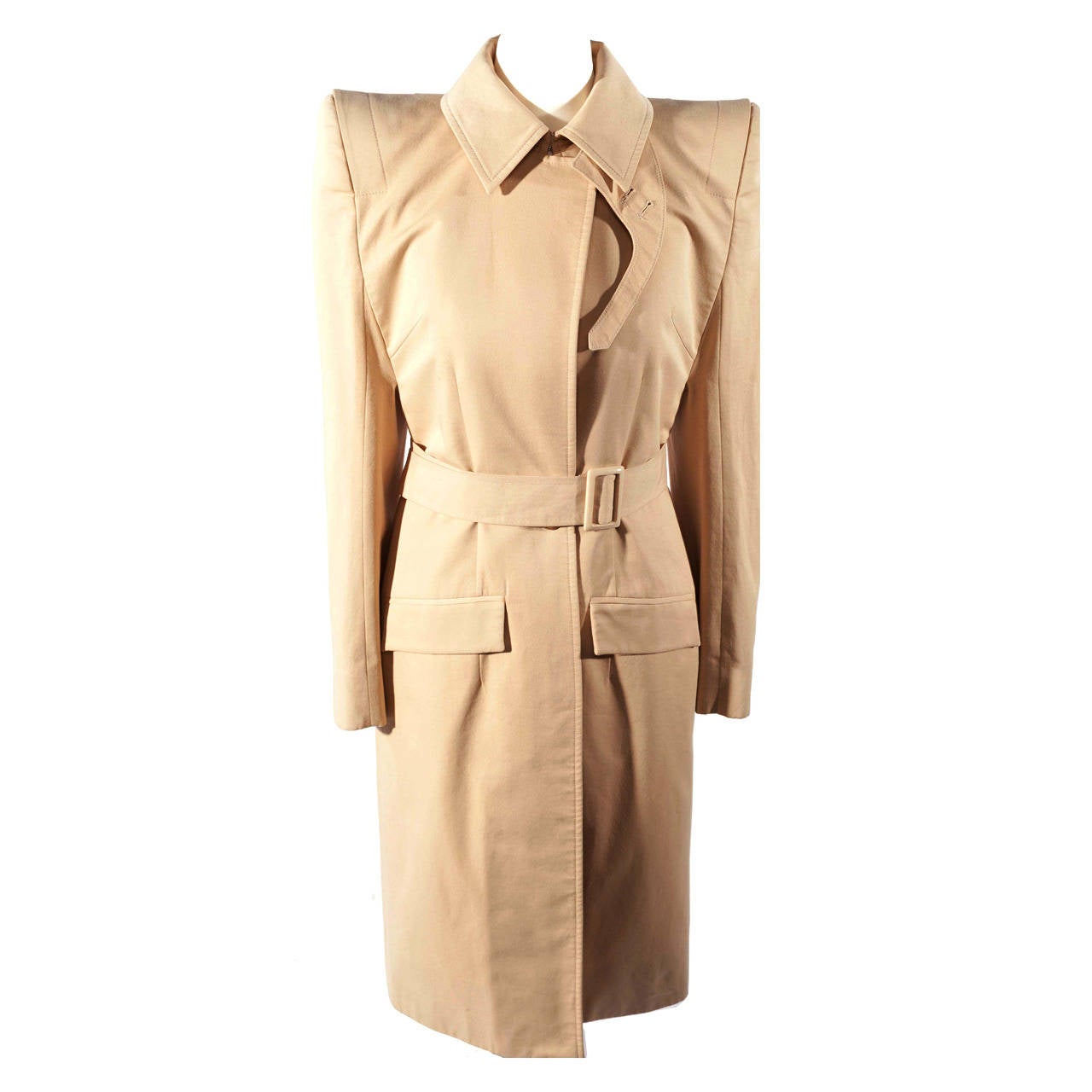 Jurgi Peersons iconic padded shoulder trench coat