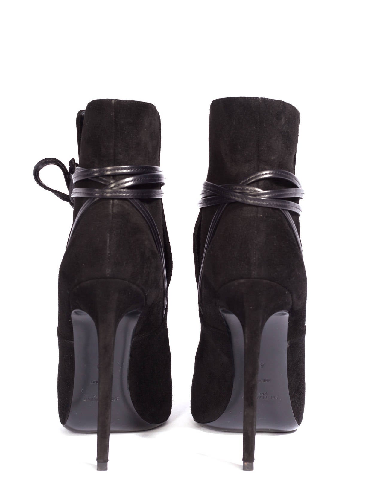 Saint Laurent Black *Paris 100* Laced Ankle Boots, Sz. 40 In New Condition In Berlin, DE