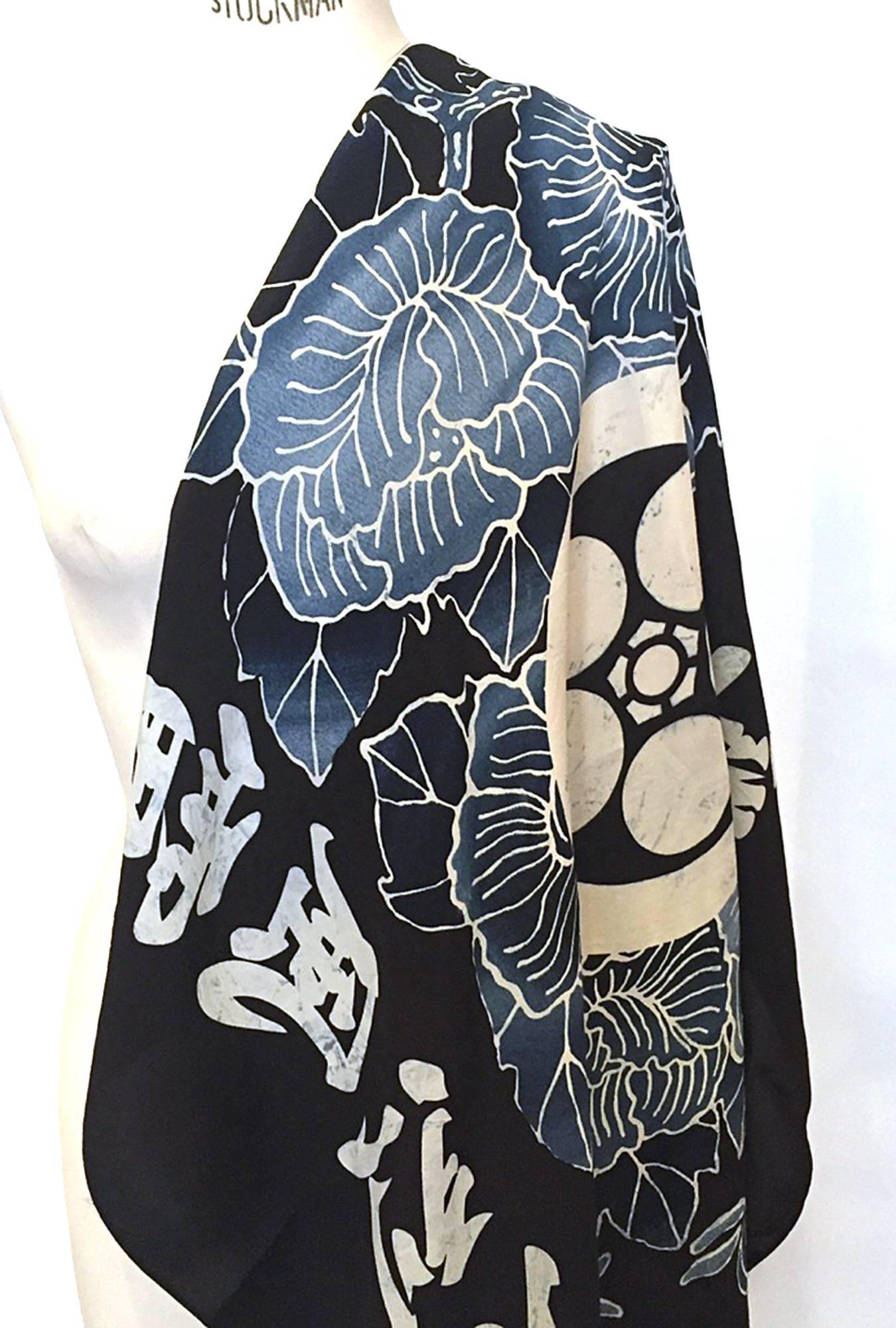 CDG MEN printed scarf

One Size

