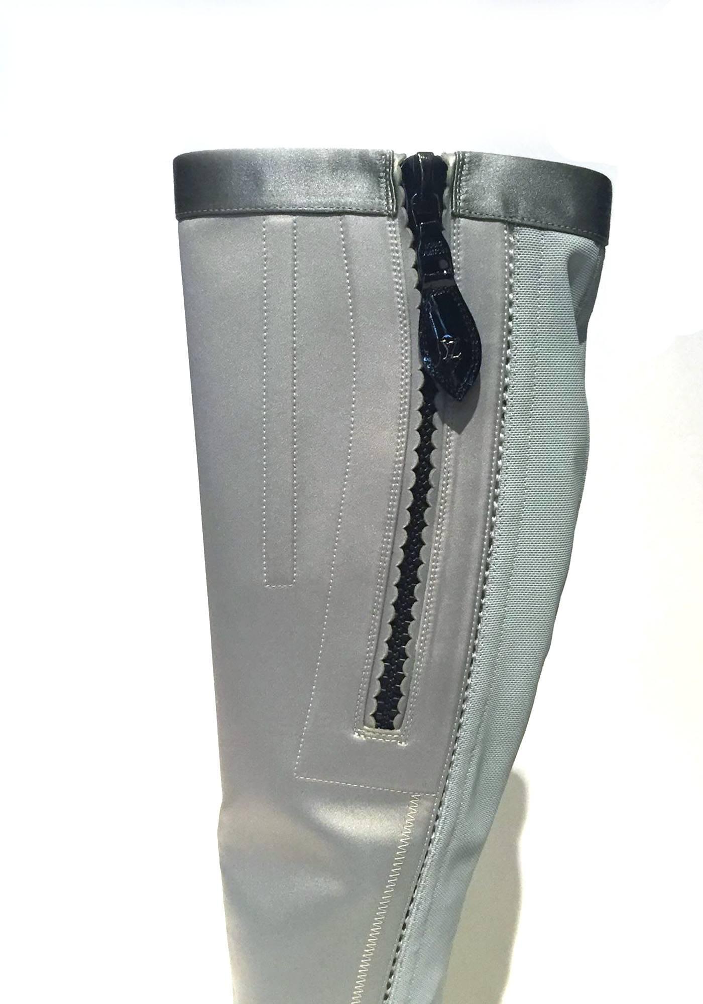 Women's Louis Vuitton by Nicolas Ghesquire thigh high grey boots, Sz. 9.5 For Sale