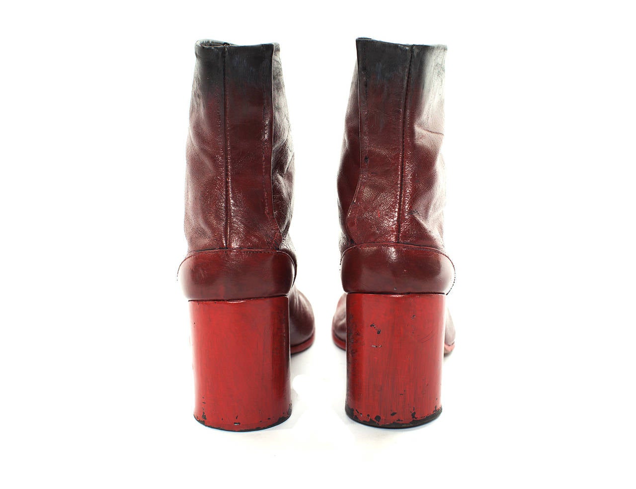 Martin Margiela Vintage Painted Red Tabi Boots Winter 1996, Sz. 38 In Excellent Condition In Berlin, DE