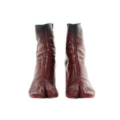 Martin Margiela Used Painted Red Tabi Boots Winter 1996, Sz. 38