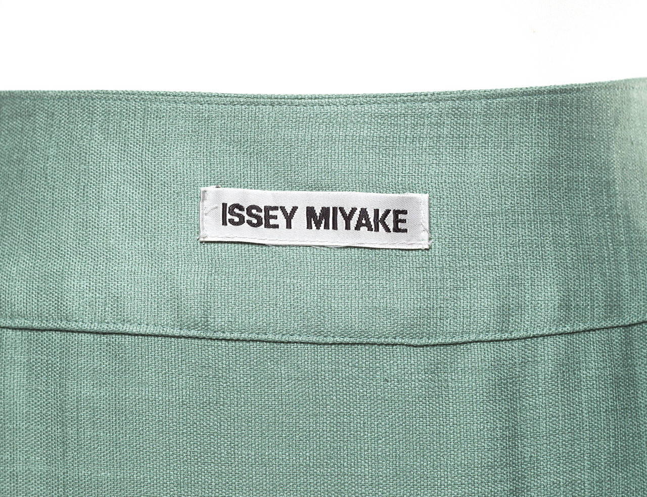 Vintage 90's Issey Miyake Celadon Green Skirt with pleated front detail, Sz. 8 3