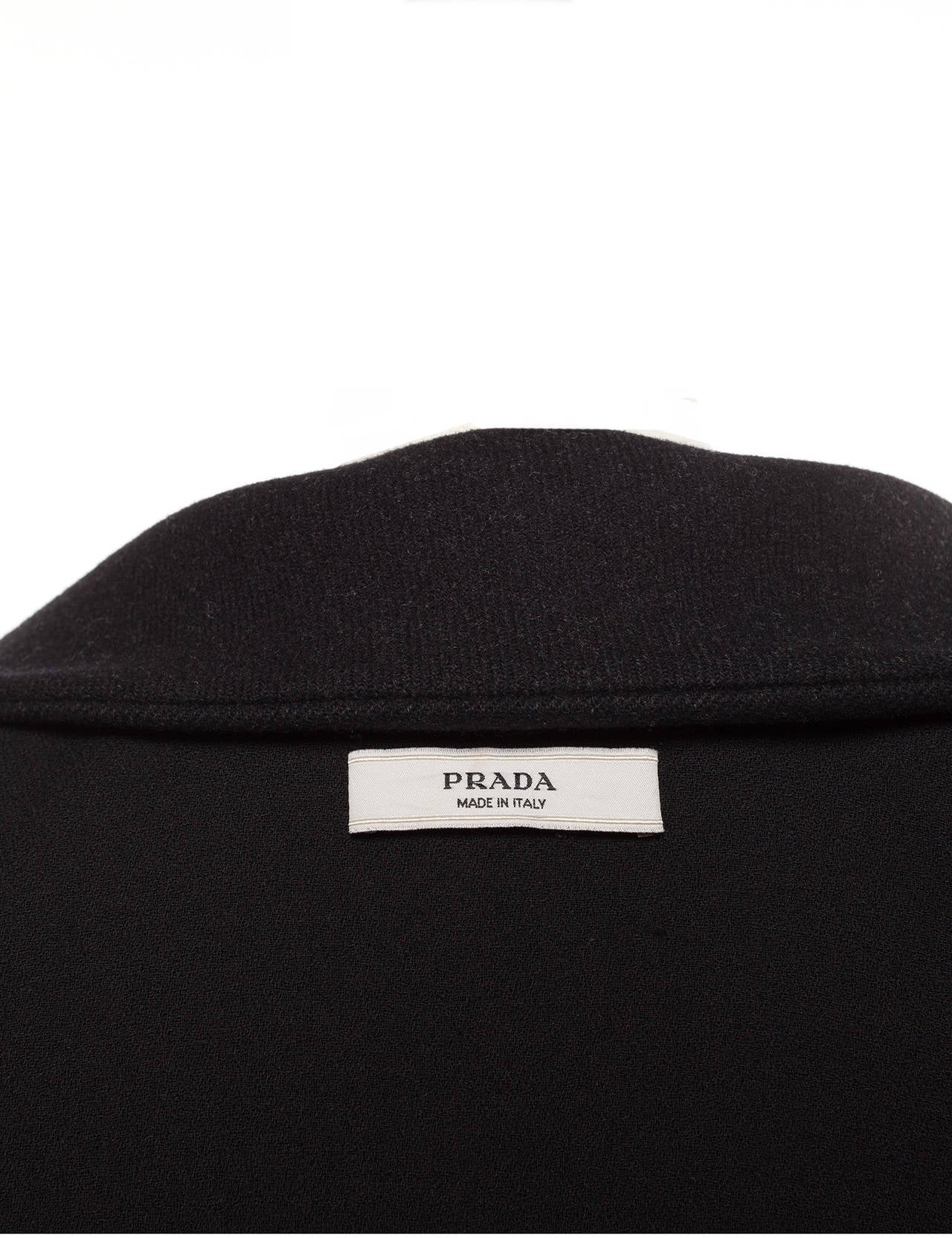 Prada minimal Wool coat with collar detail and large pockets, Sz. M 5