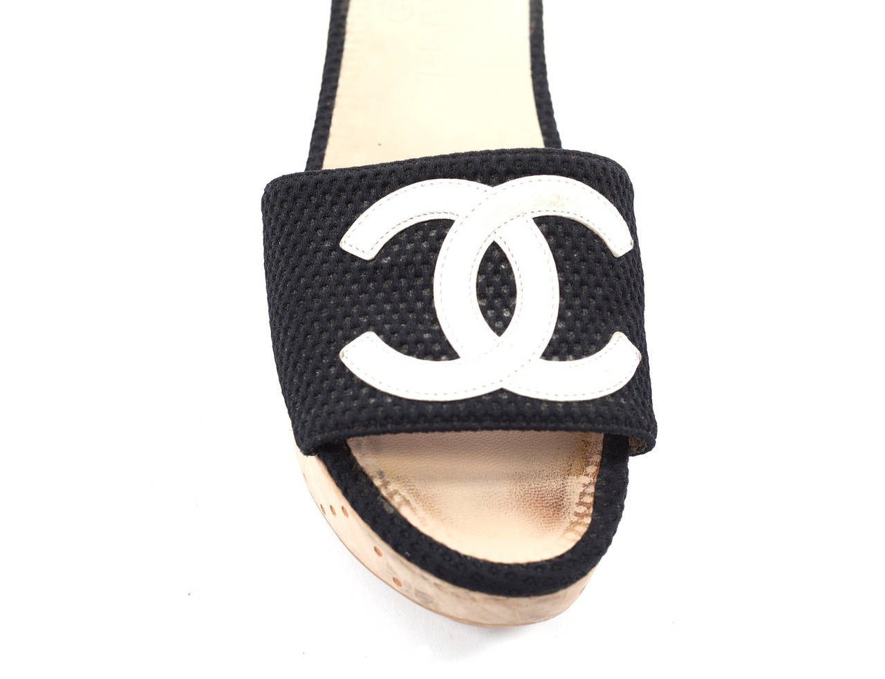 Chanel logo clogs with wooden heels, Sz. 7.5 4