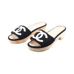 Chanel logo clogs with wooden heels, Sz. 7.5