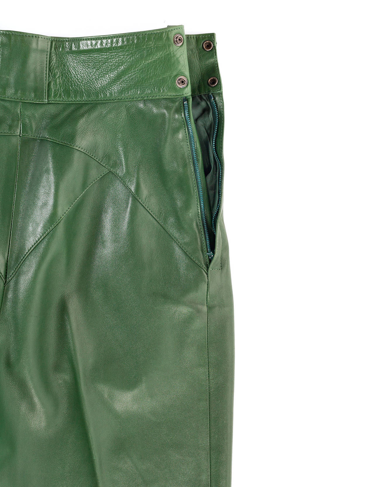 Azzendine Alaia green leather fitted trousers. at 1stDibs