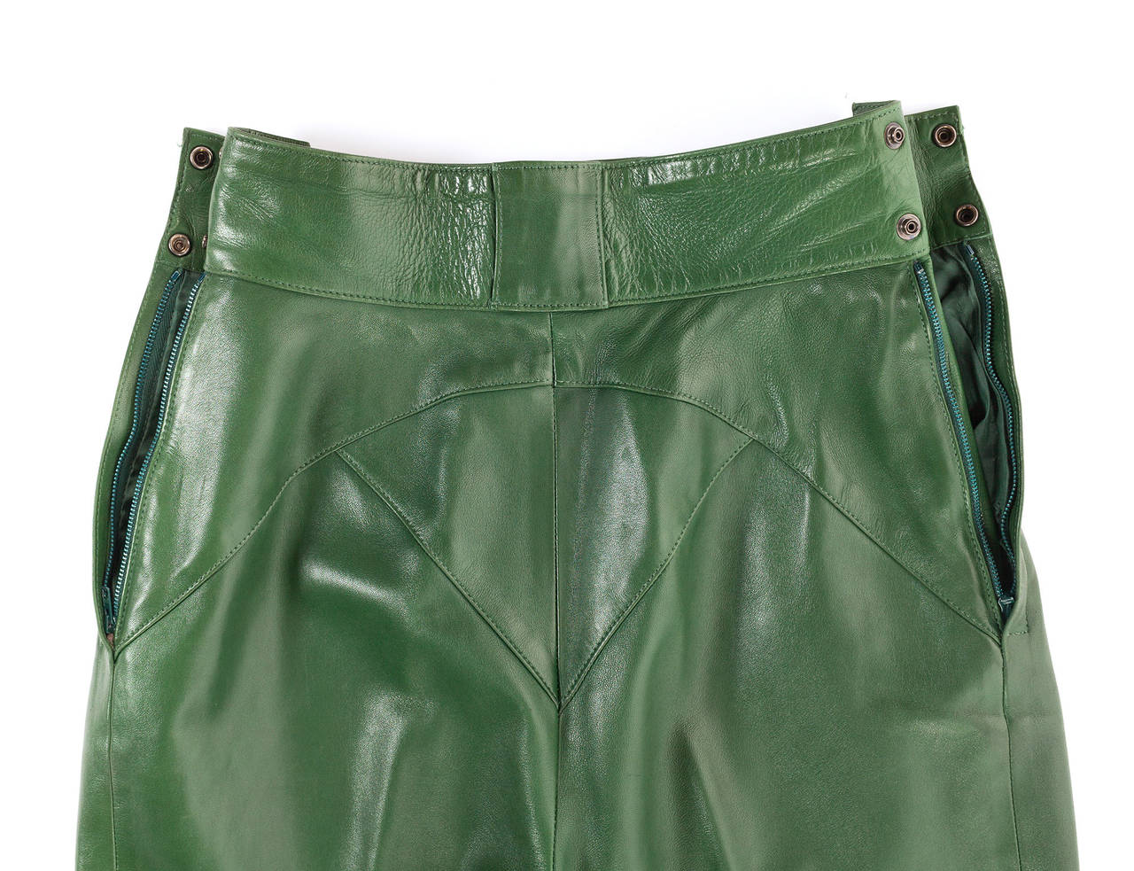 Azzendine Alaia green leather fitted trousers. 2