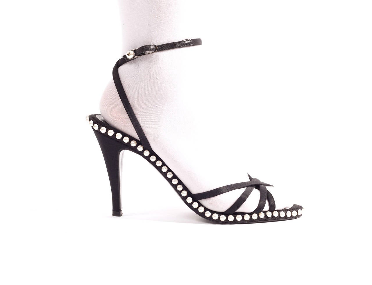Chanel black satin Sandals with Pearl detail, Sz. 8.5 1