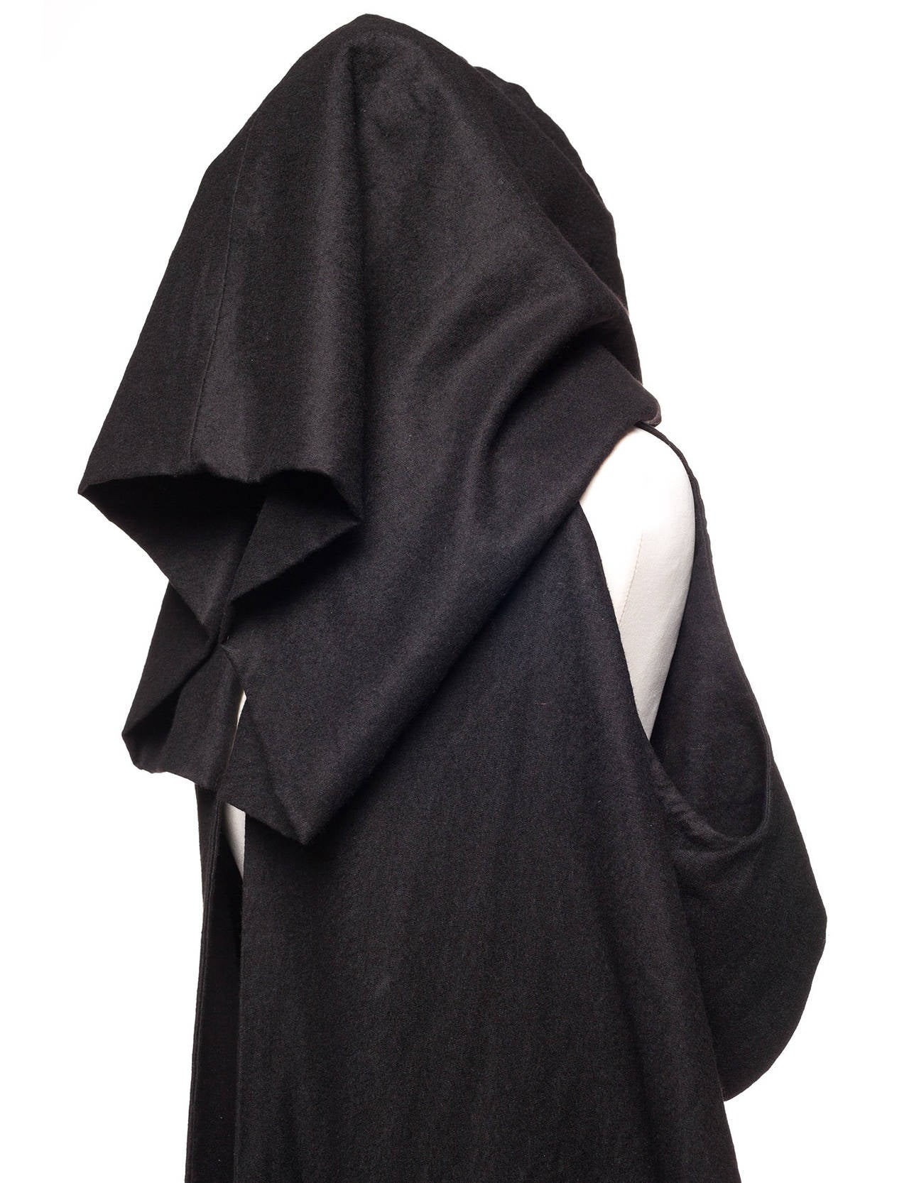 Ann Demeulemeester black cape with oversized hood from early 2000's, Sz.10 3