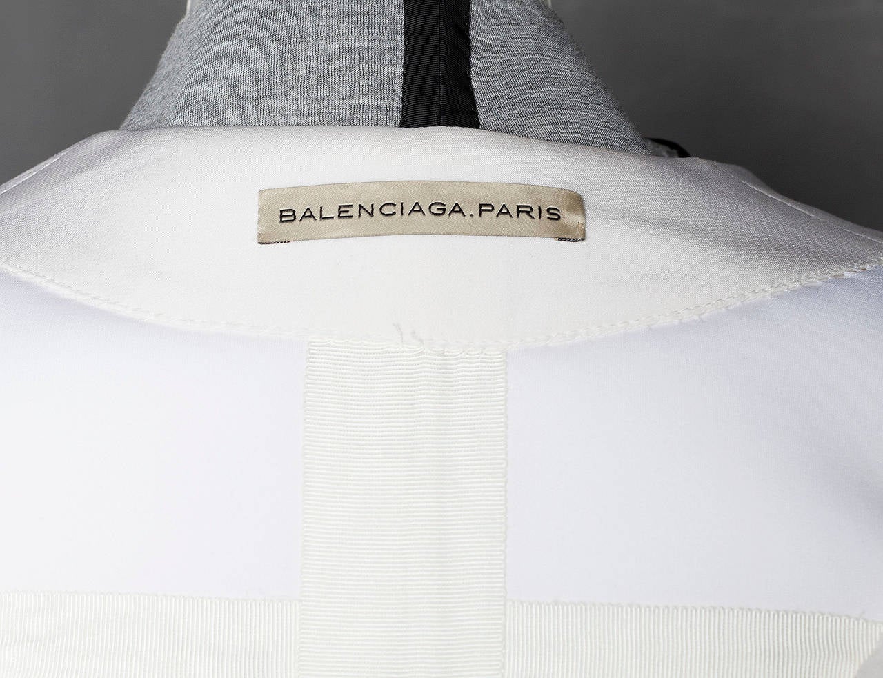 Balenciaga by Nicolas Ghesquière Fall 2006 Molded Cream wool jacket. 3