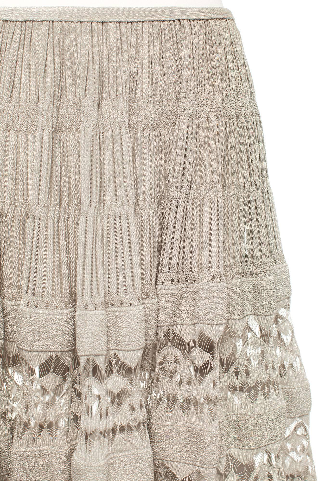 Alaia Paris silver Metallic Lace Circle Skirt, Sz. M In Excellent Condition In Berlin, DE