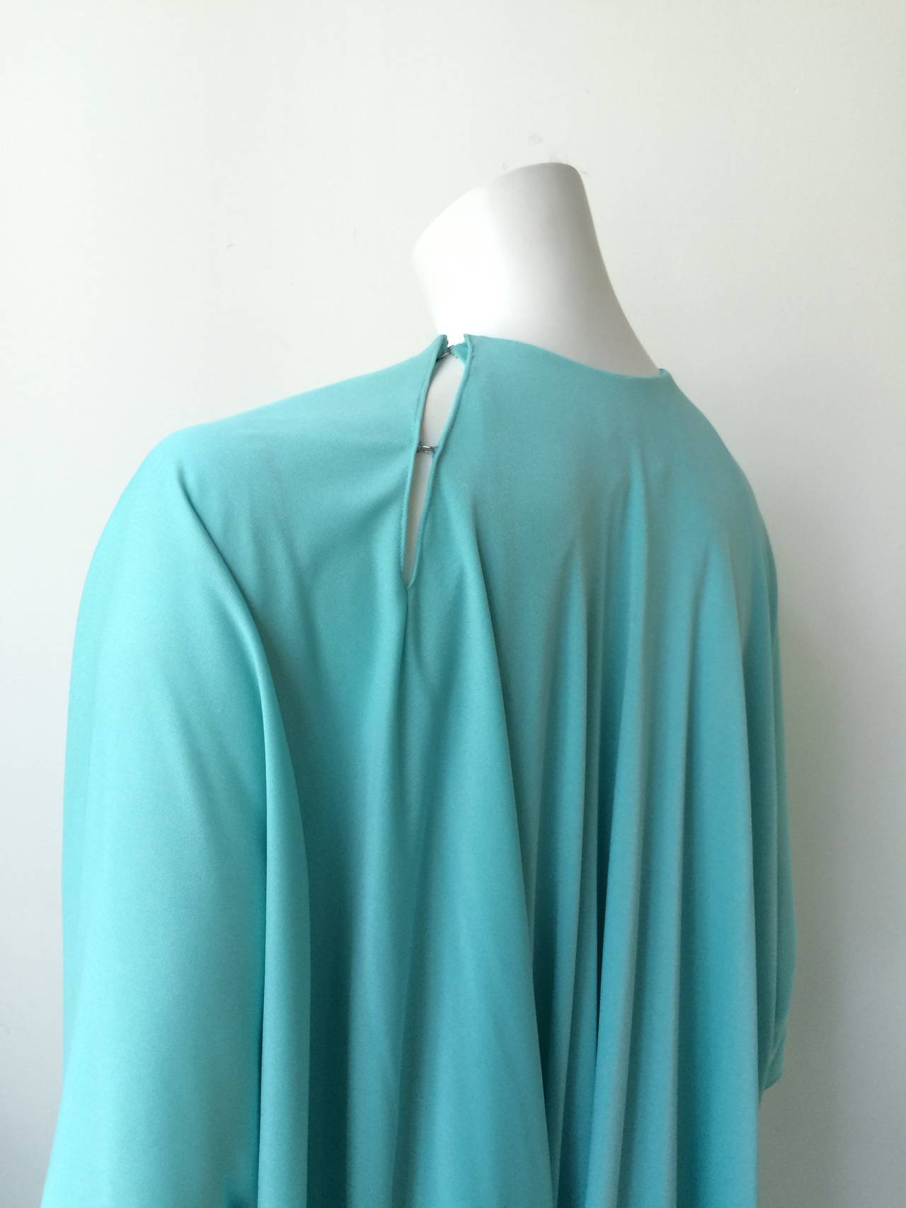 Halston IV 70s Dorian gown size medium never worn. For Sale at 1stDibs