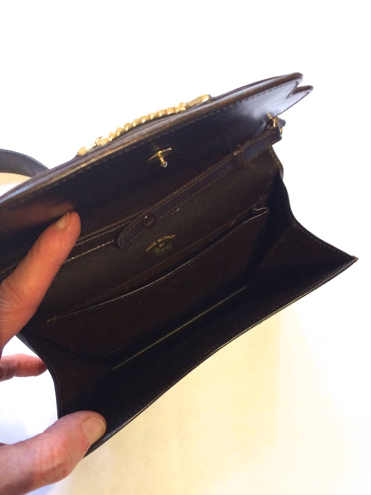 Gucci 70s brown leather shoulder / clutch bag. 4