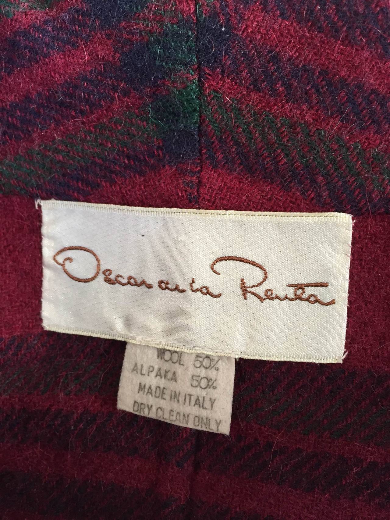 Oscar de la Renta 90s plaid wool cocoon coat size 10. 3