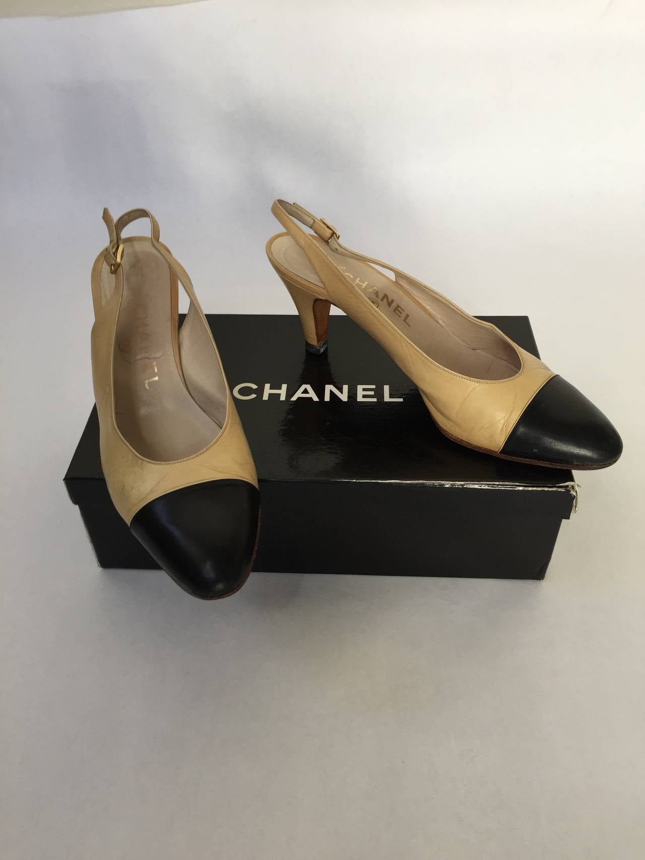 Chanel 1971 classic sling back shoes size 6.5 For Sale 3