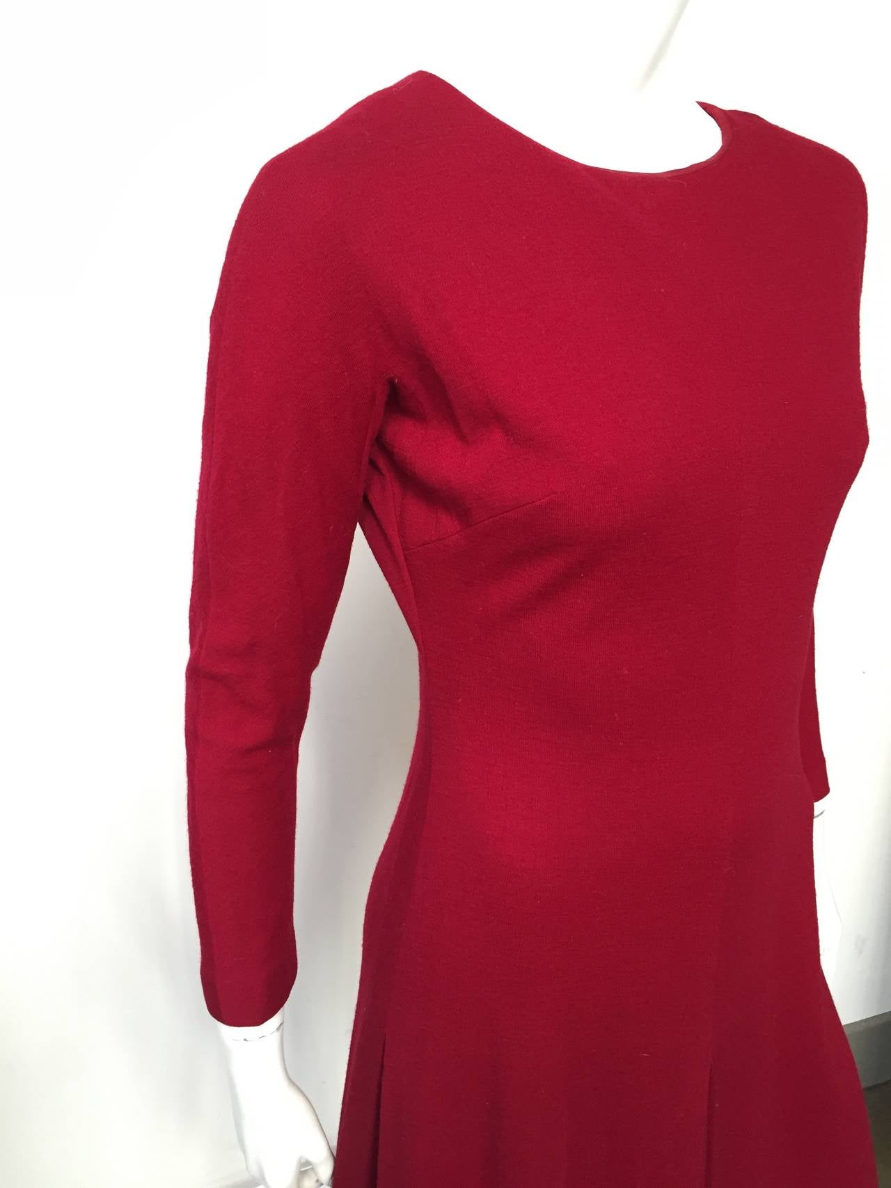 Anne Fogarty 1960s Wool Dress Size 6. In Good Condition In Atlanta, GA