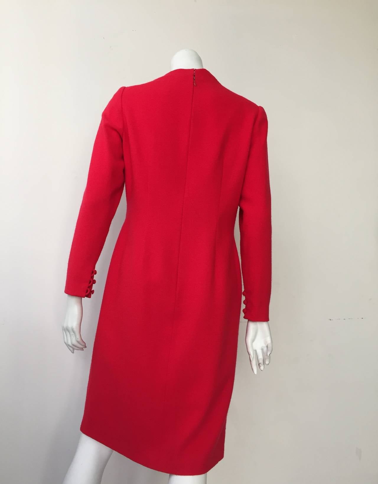 Bill Blass 1970s Red Wool Dress Size 10 / 12. For Sale 3