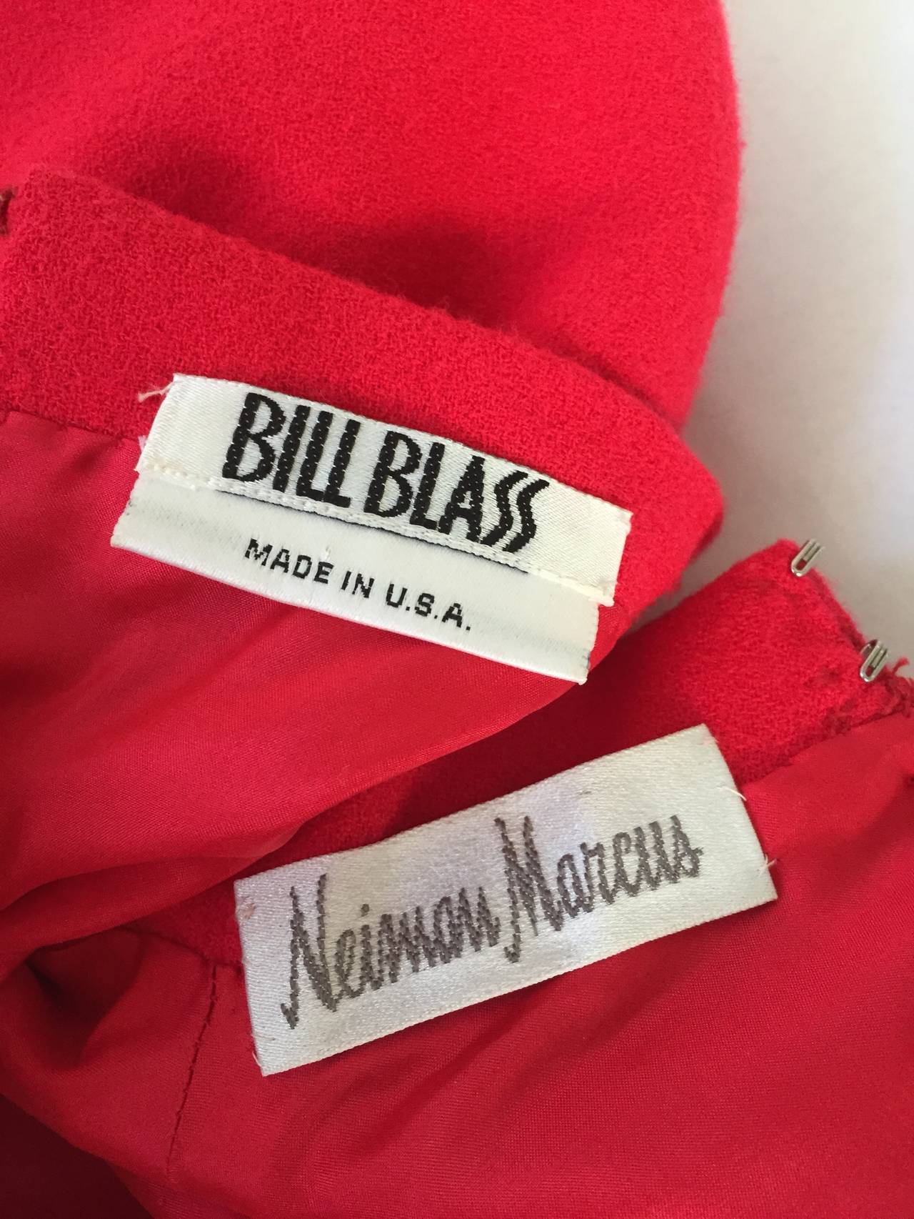 Bill Blass 1970s Red Wool Dress Size 10 / 12. For Sale 5