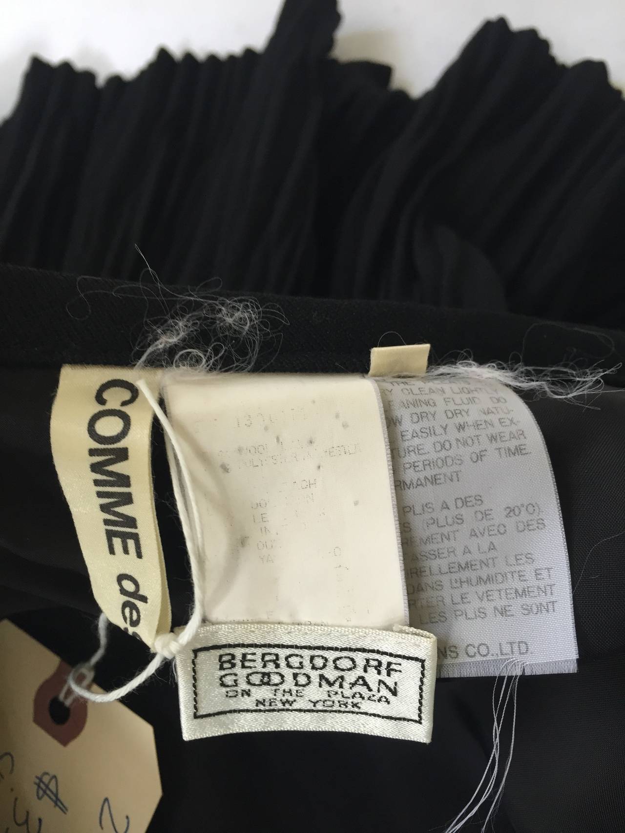 Comme des Garcons by Rei Kawakubo for Bergdorf Goodman skirt size medium. For Sale 2