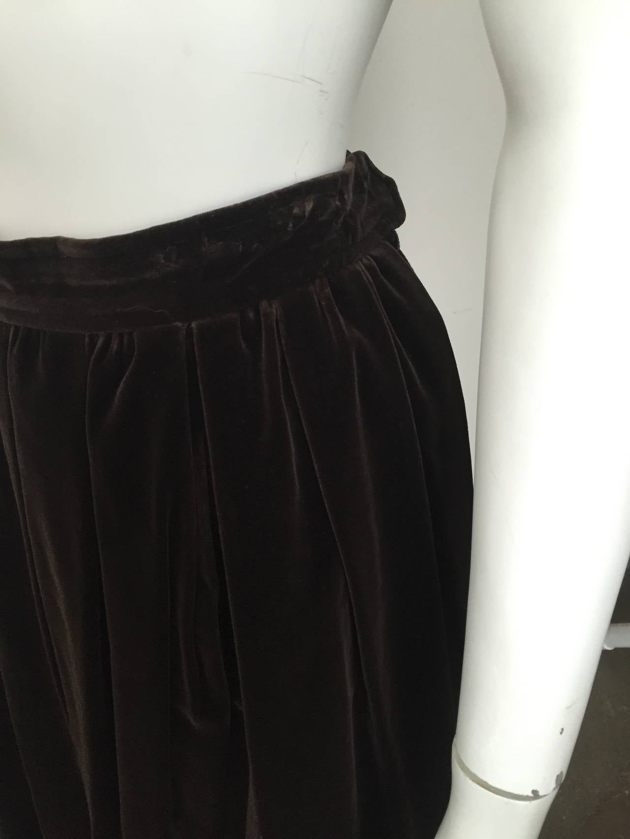 Saint Laurent Rive Gauche 70s velvet skirt with pockets size 6. 2