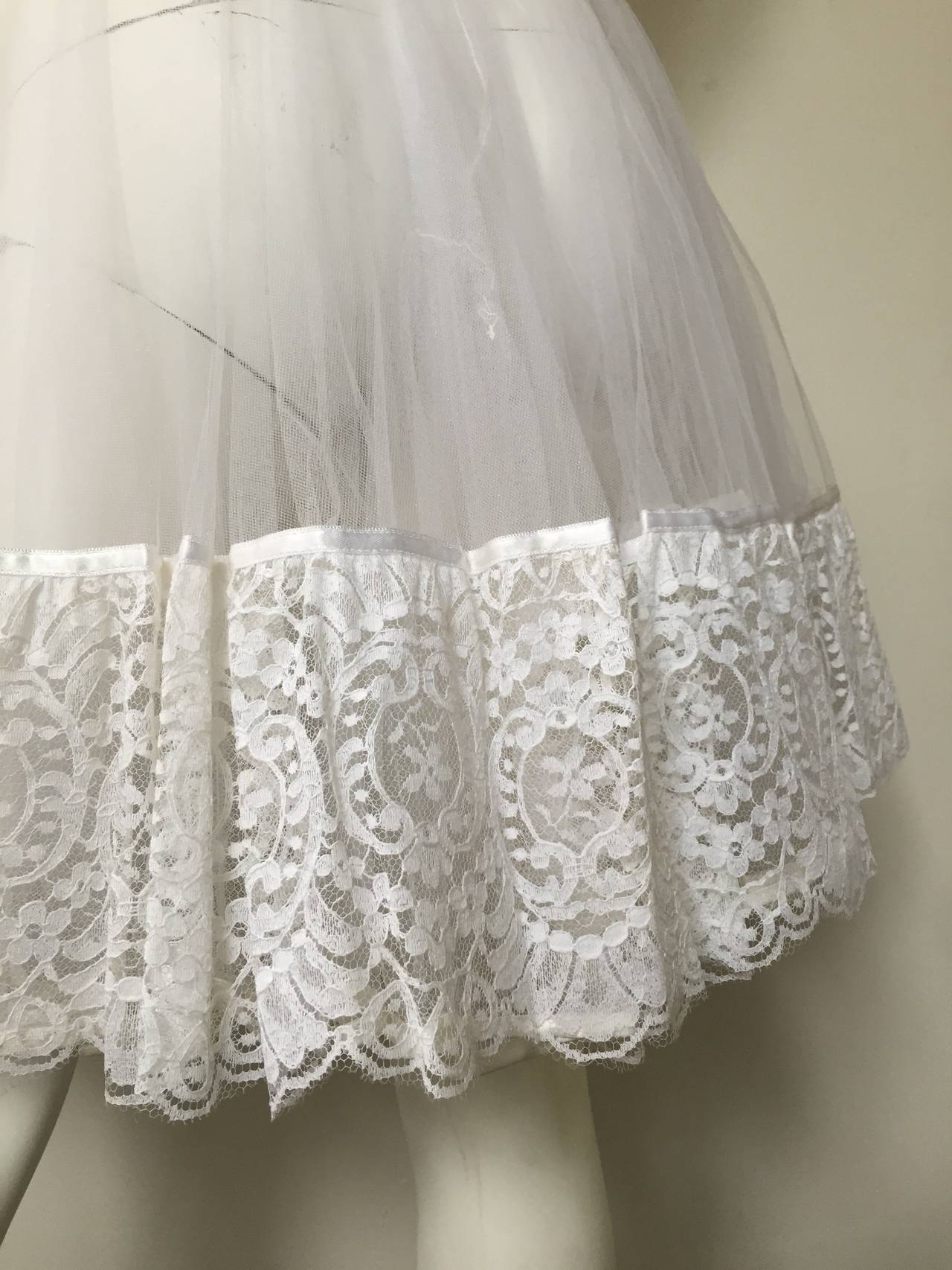 Gray Emanuel Ungaro Parallele Paris Petticoat Size 4. For Sale