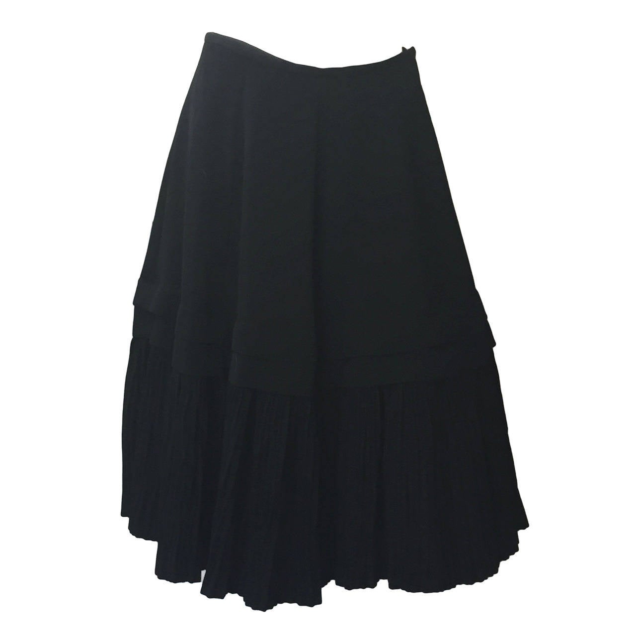 Comme des Garcons by Rei Kawakubo for Bergdorf Goodman skirt size medium. For Sale