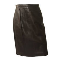 Chanel 80s brown leather skirt size 6. 5