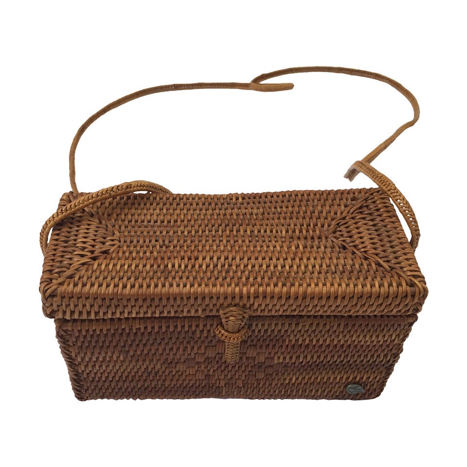 Helen Kaminski woven raffia square shoulder bag. at 1stdibs