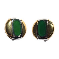 Givenchy 1977 modern clip earrings. 2