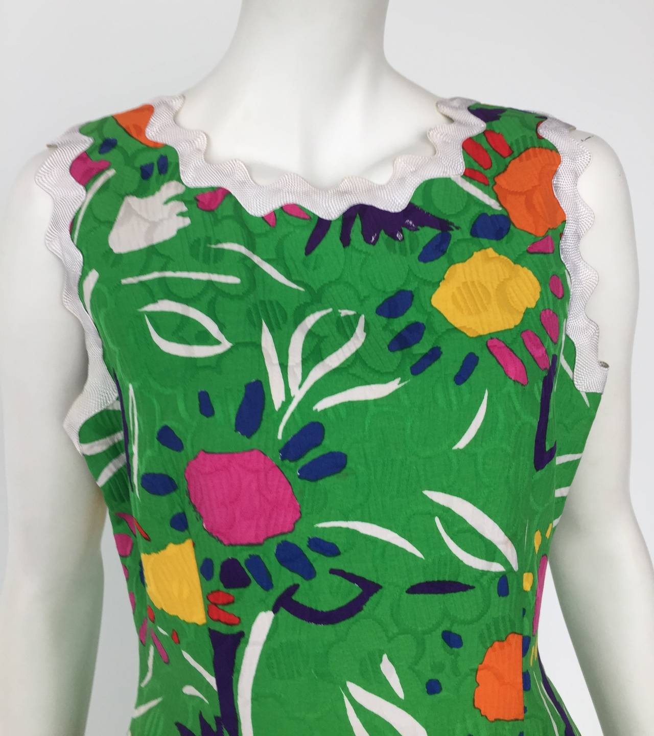 Bill Blass 70s Dress Size 10. For Sale at 1stdibs