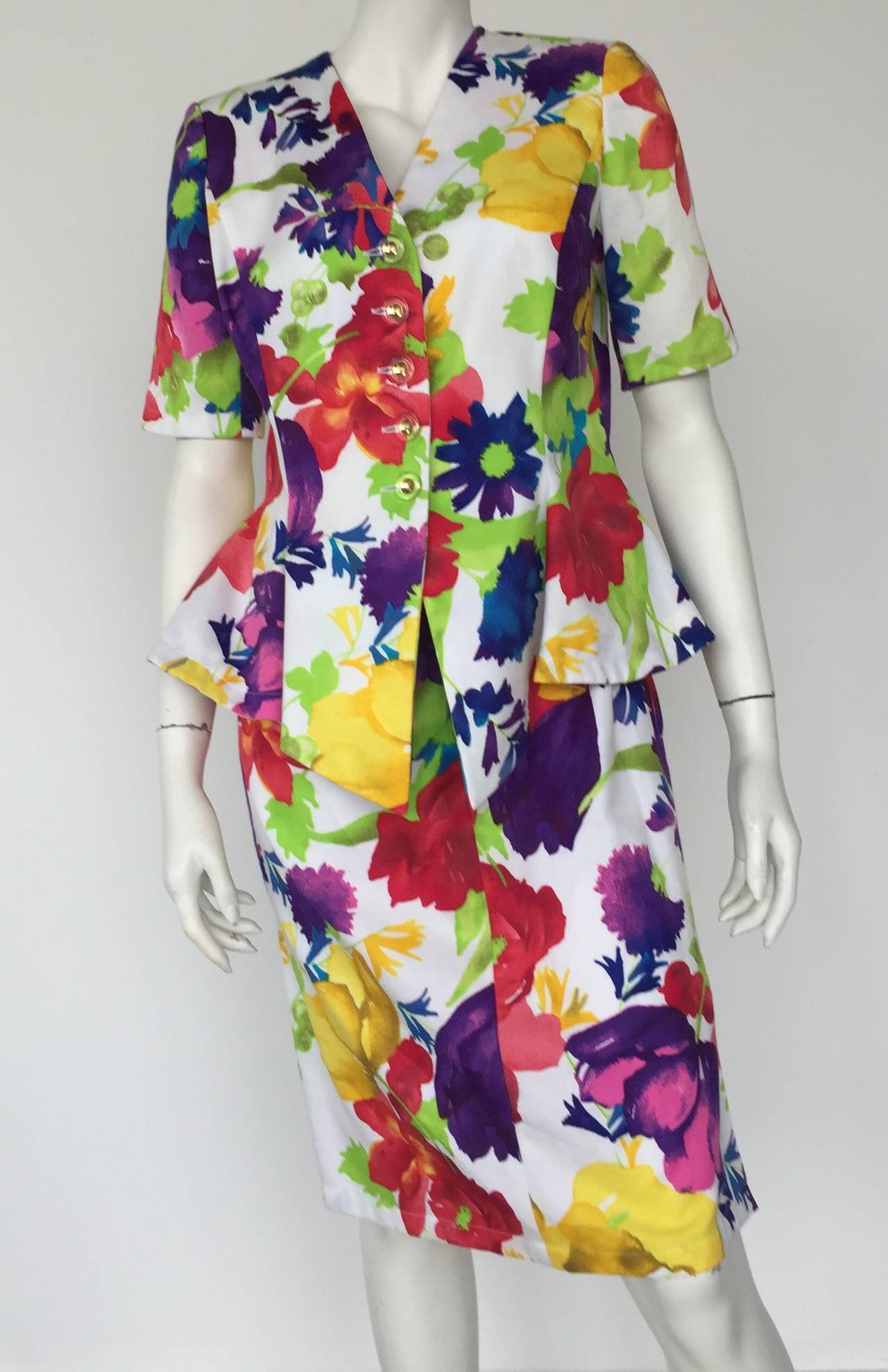 Ungaro Floral Cotton Skirt Suit Size 8. For Sale 3