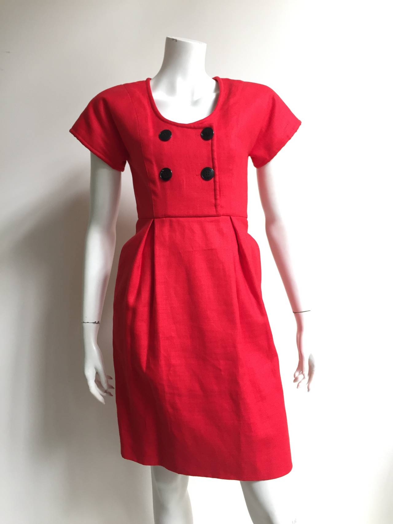 Geoffrey Beene 1970s Red Linen Dress With Pockets Size 4. For Sale 4