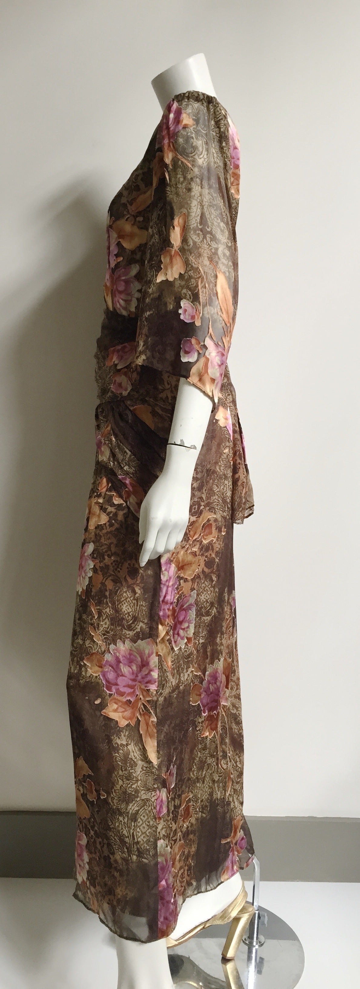Women's Pierre Cardin 70s silk dress with scarf size large.