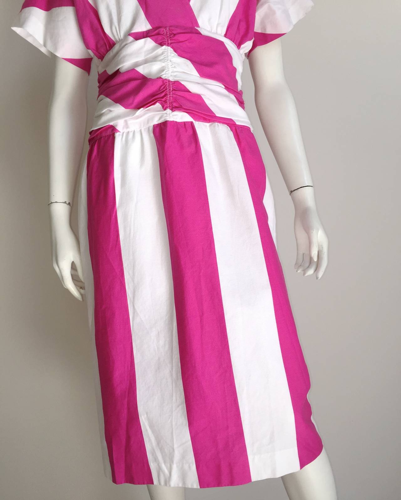 Women's Malcolm Starr 1970s Pink & White Striped Cotton Dress Size 6. For Sale