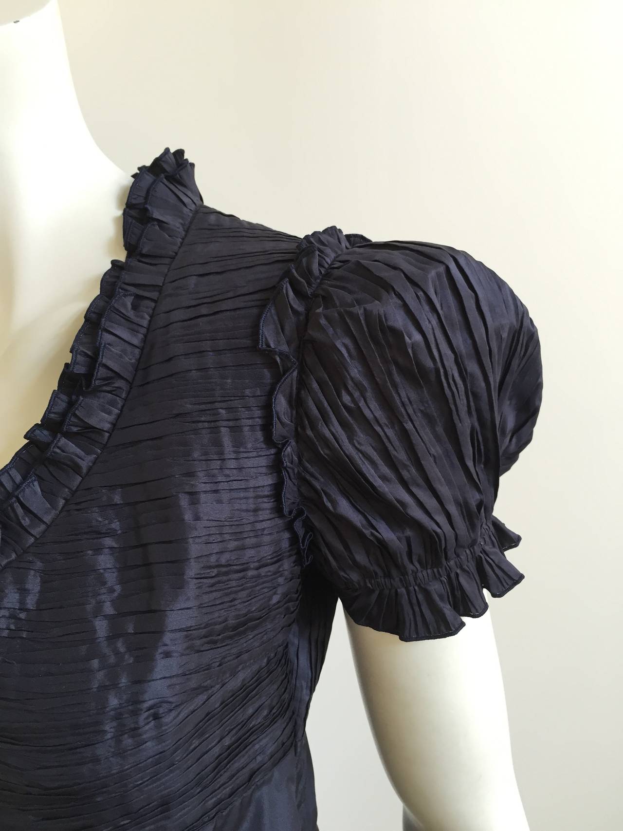 Blumarine Silk Dress Size 8. In Excellent Condition For Sale In Atlanta, GA