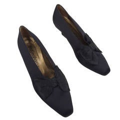 Yves Saint Laurent 80s black satin with bow evening shoes size 7.5 M