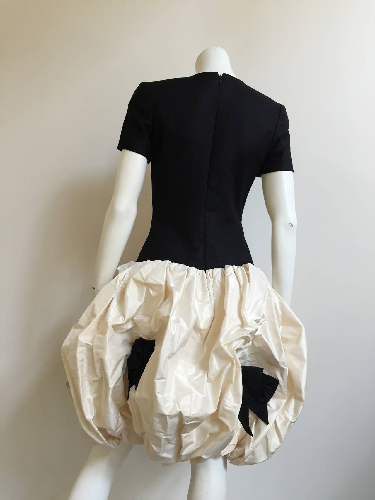 Bill Blass for Neiman Marcus 1980s Evening Cocktail Pouf Dress Size 4/6. For Sale 2