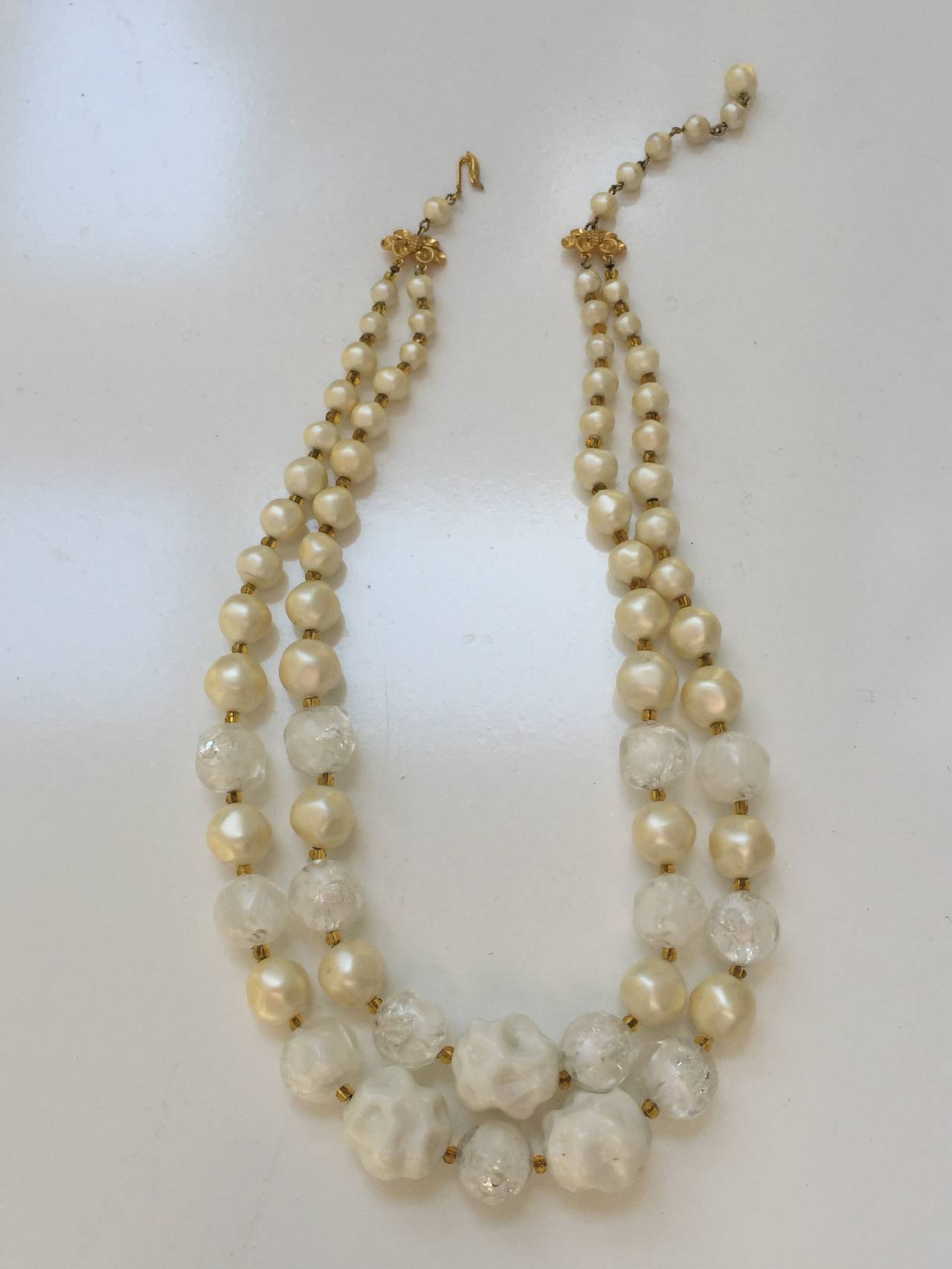 Schiaparelli 60s faux pearl double strand necklace. 4