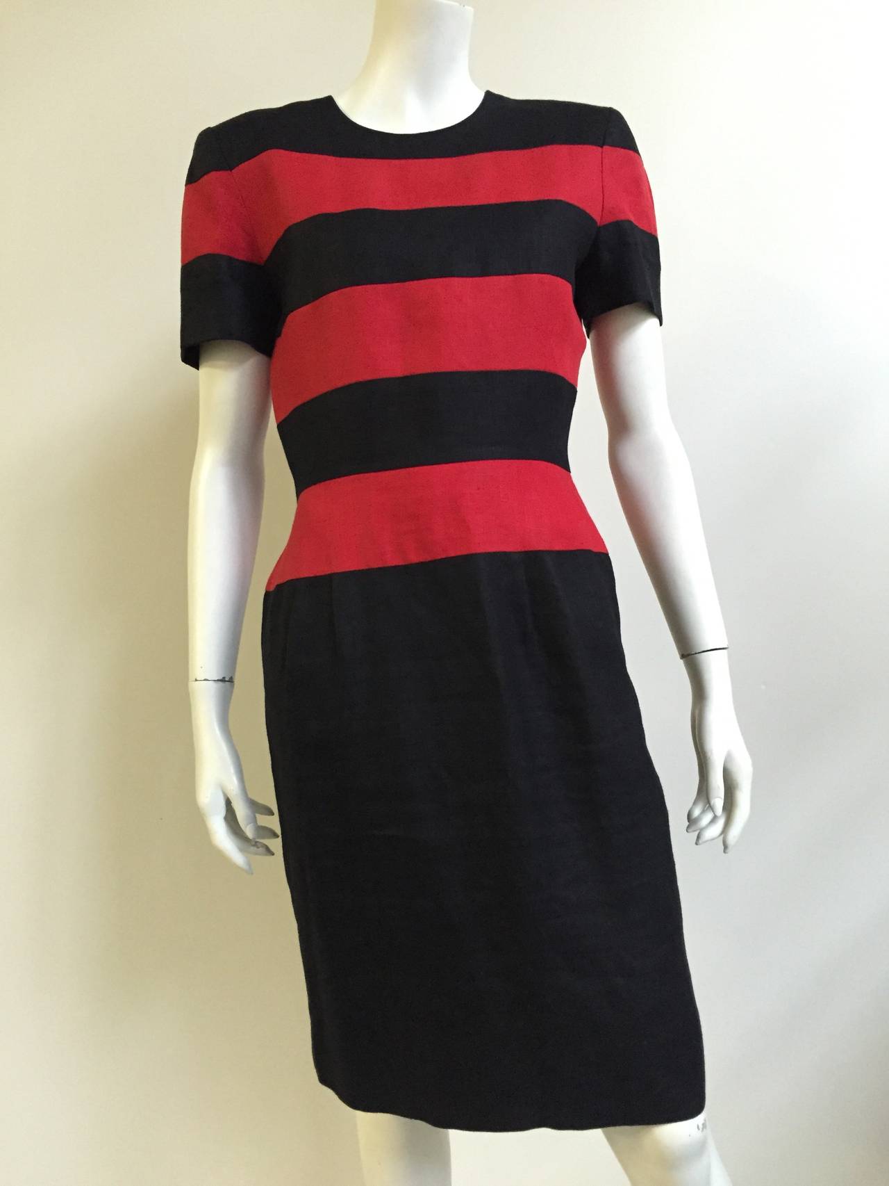 Arnold Scaasi 1980s linen black / red striped sheath dress size 6.  Ladies please grab your tape measure so you can measure your bust, waist & hips to make certain this gorgeous treasure will fit your lovely body.  Classic & timeless Scaasi