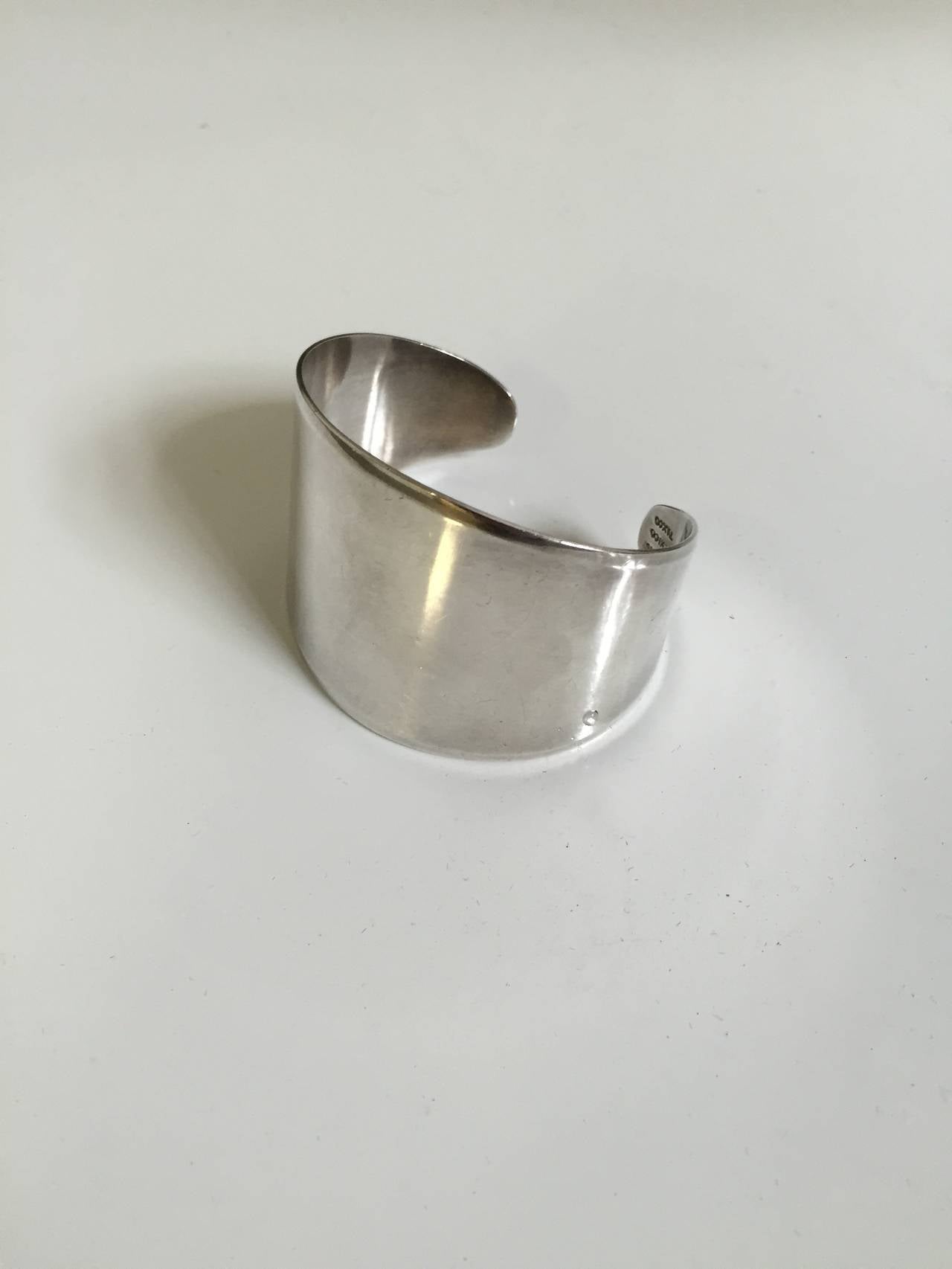 Modernist Taxco Mexico silver modernist cuff bracelet. For Sale