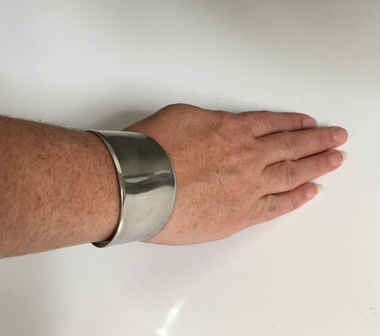 Taxco Mexico silver modernist cuff bracelet. For Sale 3