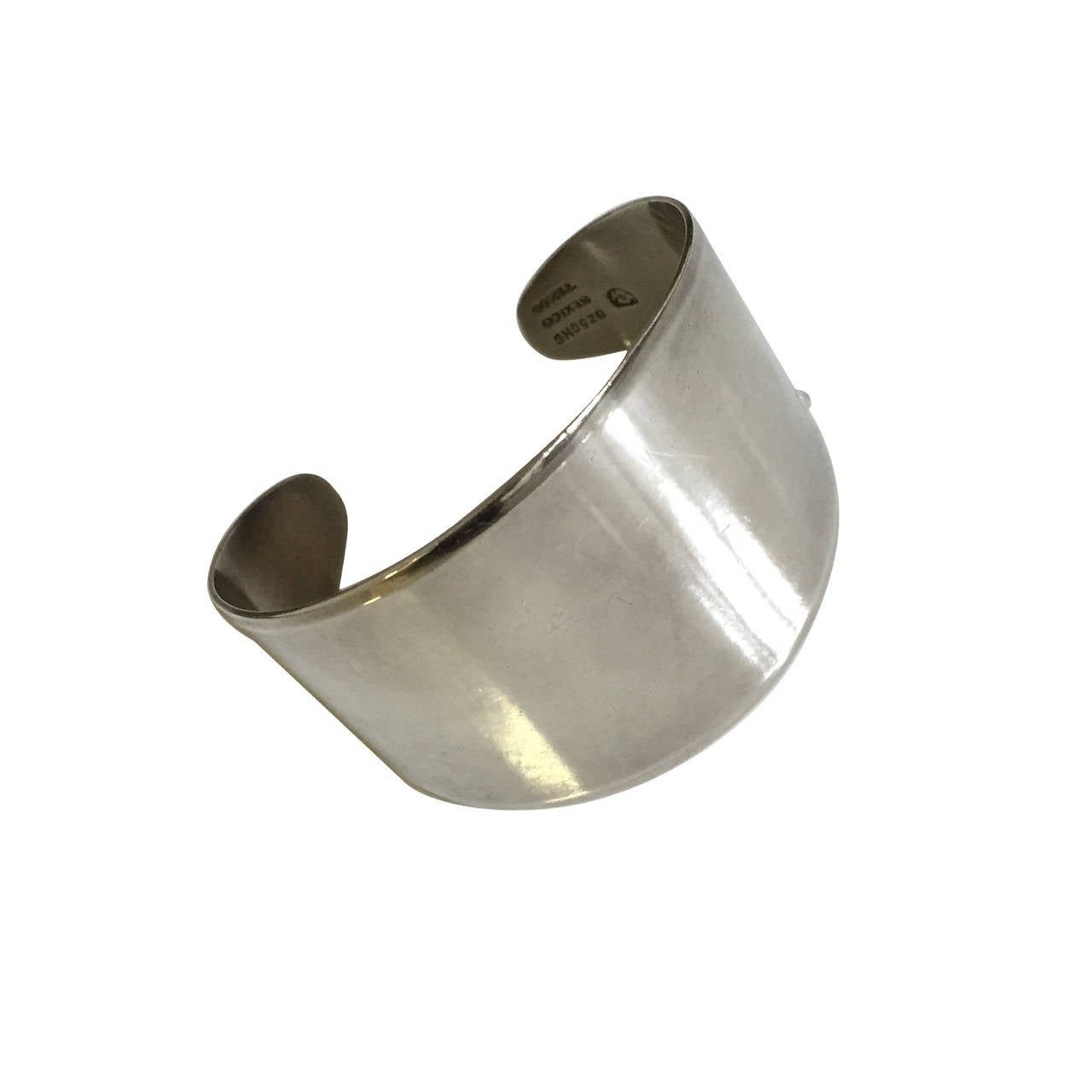 Taxco Mexico silver modernist cuff bracelet. For Sale