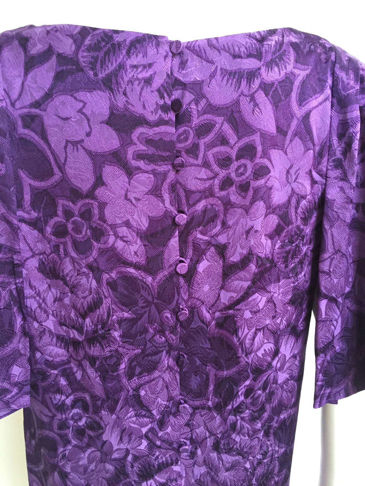 Women's Hanae Mori for Neiman Marcus 80s floral silk dress size 8. For Sale